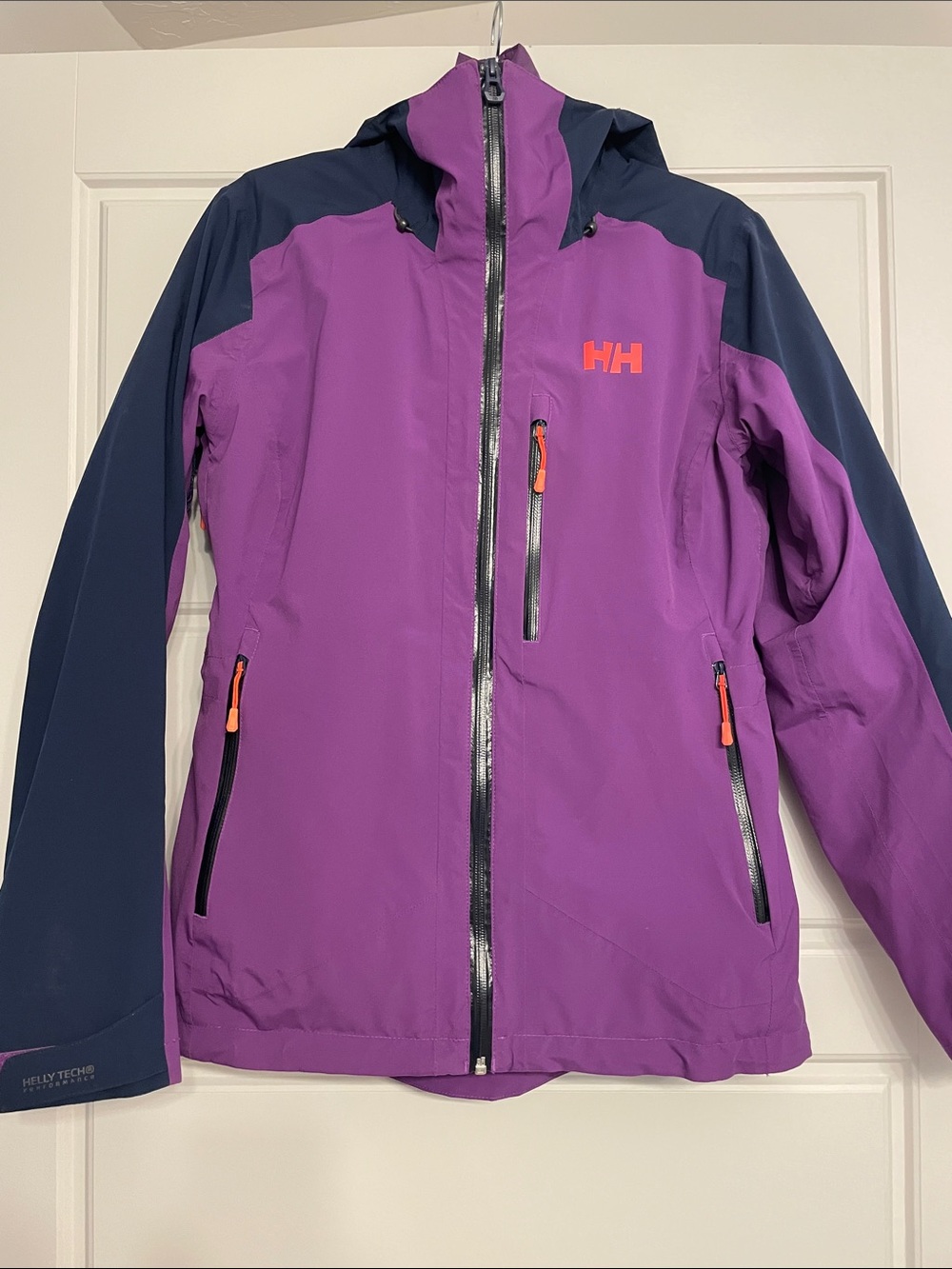 Helly Hansen Verglas Purple and Navy Waterproof Ski Jacket